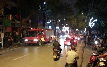 Hà Nội: Cháy nhà hàng bún bò, cụ bà hoảng sợ rơi lầu tử vong