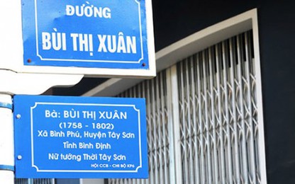 Học lịch sử qua bảng thuyết minh tên đường