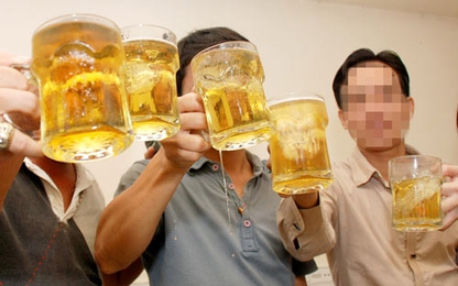 Xử lý nghiêm cán bộ, viên chức uống rượu, bia trong giờ làm việc