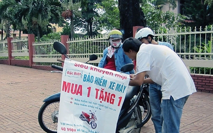 Cần “bàn tay” đủ mạnh để nâng ý thức bảo hiểm xe