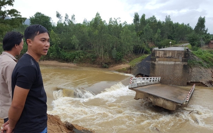 Bình Định sập 27 cầu vì lũ, thiệt hại hơn 1.000 tỷ đồng