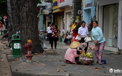 "Buôn bán trên vỉa hè có thể lời 500 - 800 ngàn trong 3h"