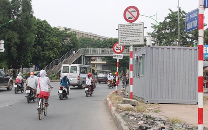 Cấm taxi trên nhiều tuyến đường – Hệ lụy và vấn đề cần tháo gỡ