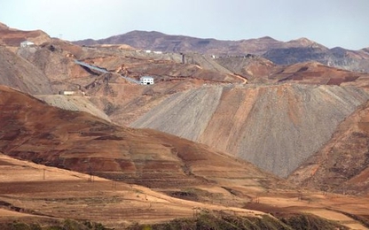 Triều Tiên lấy tiền ở đâu để chi tiêu cho quân sự?