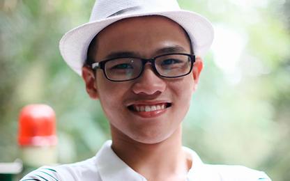 Từ cậu bé rửa xe, bán vé số đến CEO công nghệ