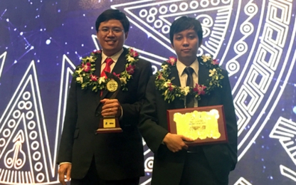 CEO làm shipper để trải nghiệm dịch vụ của mình