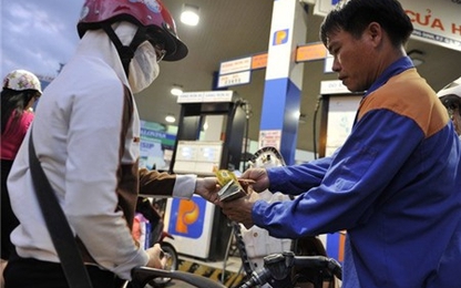 Xăng tăng giá từ 15h