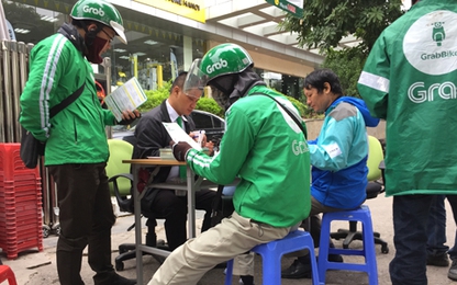 Cuộc chiến xe ôm công nghệ