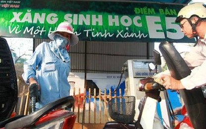 Vì sao cơ quan quản lý không điều hành giá cơ sở xăng RON 95?