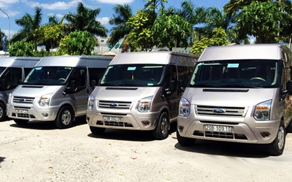 Xe đi du xuân kín lịch đến cuối tháng Giêng