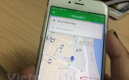 Lái xe Grab không trả ví: Kẽ hở pháp lý, khách khó đòi quyền lợi