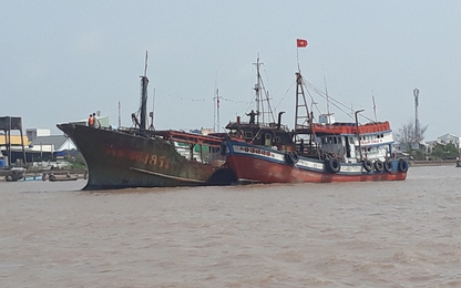 Lại xuất hiện tàu 'ma' có chữ Trung Quốc ở biển Bạc Liêu