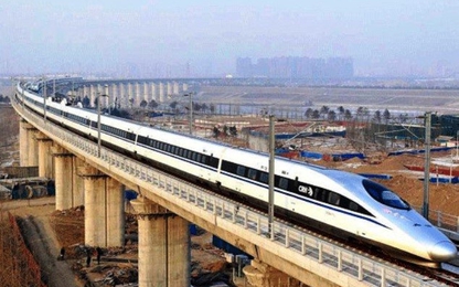 Bầu Hiển làm đường sắt đô thị, nâng cấp sân Hàng Đẫy