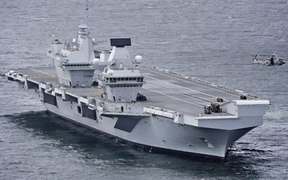 Anh điều tàu sân bay ra tuần tra Biển Đông