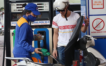 Giá dầu tăng giúp Petrolimex lãi hơn 2.800 tỷ đồng