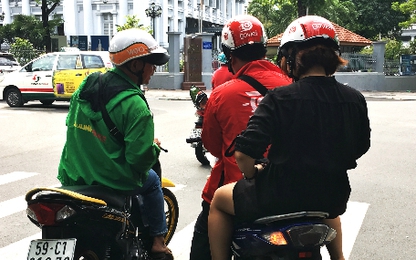 Xe ôm công nghệ quyết liệt giành tài xế