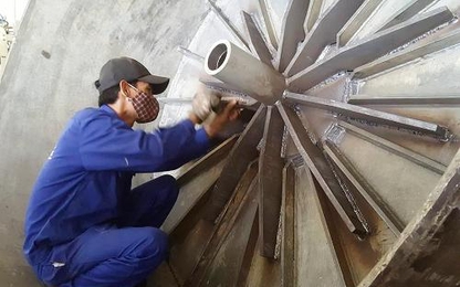 Doanh nhân Thái Bình chi hơn 10 tỷ đóng tàu ngầm Trường Sa 2