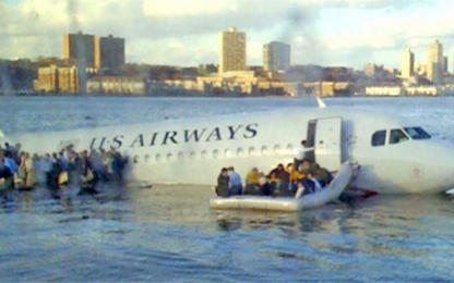 Kỳ tích 3 chuyến bay rơi xuống biển và tỉ lệ sống sót gần 100%