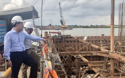 Bảo đảm tiến độ thi công cầu Thịnh Long