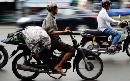Nguy cơ xe máy cũ nát thành 'rác' đô thị (Bài 3): Giải pháp nào?