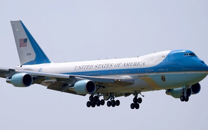 Trump điều chuyên cơ Không lực Một chở thi hài Bush 'cha' tới Washington