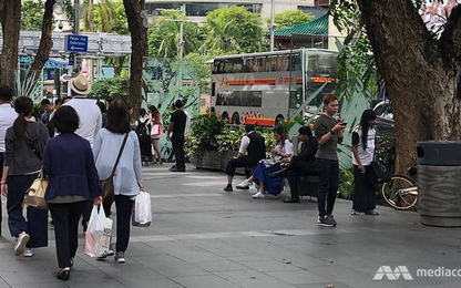 Từ 1/1/2019, phải hút thuốc đúng chỗ trên đường Orchard ở Singapore