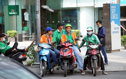 Cuộc đua giành giật những khách hàng 'lười'