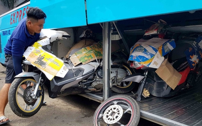 Đi lại mùa Tết, nhà xe làm 'xiếc' với phí gửi hành lý