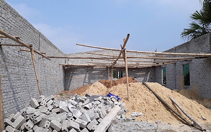 Dân xây nhà trái phép chờ đền bù từ dự án cao tốc Bắc-Nam