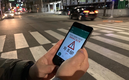 Sáng kiến mới ngăn 'xác sống smartphone' bị xe tông ở Hàn Quốc