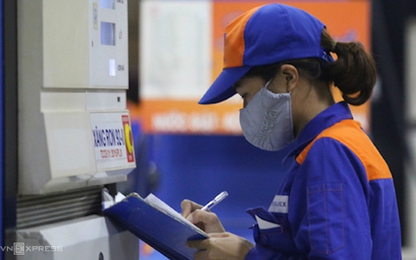 Bộ Công Thương giải thích việc 'điều hành quỹ bình ổn giá xăng'Q