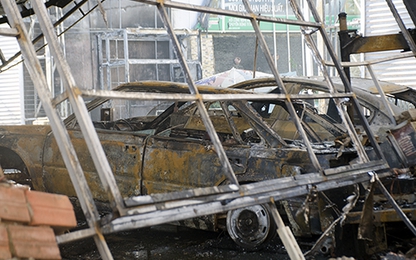 Cháy gara ở Sài Gòn, 7 ôtô bị thiêu rụi