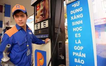 Đại lý bỏ xăng E5 để bán xăng khoáng