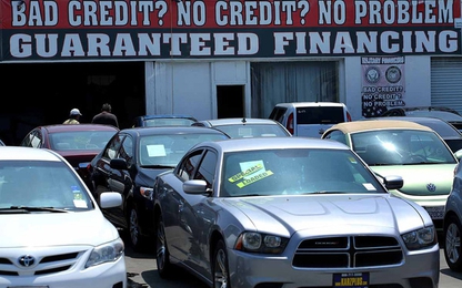 Đổi xe, sang tên ở nước ngoài rất... dễ