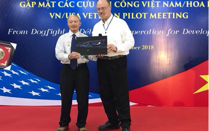 Tình bạn của hai cựu phi công từng ở hai chiến tuyến