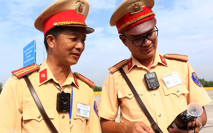 CSGT sẽ không cần đeo 'thẻ xanh' khi xử lý vi phạm
