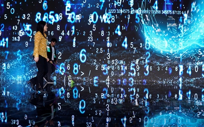 Năm 2020, cứ 2 người Trung Quốc ra đường có 1 camera theo dõi?