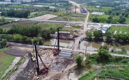 Gỡ vướng mắc, đẩy nhanh tiến độ cao tốc Trung Lương-Mỹ Thuận