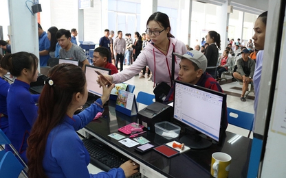 Bị 'tuýt còi', Đường sắt Sài Gòn tạm dừng bán vé tàu giảm giá 50%