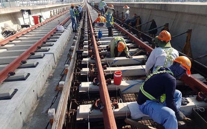 Công trường metro tất bật những ngày cuối năm