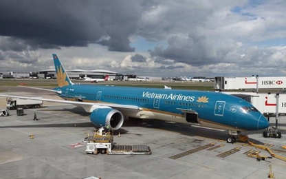 Thay tàu bay lớn để giải tỏa khách Việt từ Hong Kong về nước