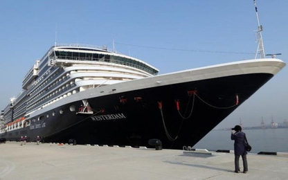 Virus corona mới: Liên tục bị hắt hủi, du thuyền “không biết ngày về”