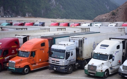 Thắt chặt phòng dịch khi cửa khẩu phụ thông quan lại