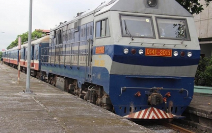 Ngành Đường sắt xin giữ toa xe hết niên hạn chạy tàu Yên Viên-Hạ Long