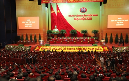 Đại hội Đảng lần thứ XIII long trọng khai mạc
