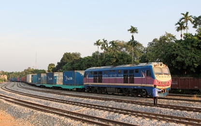 Giá cước vận tải biển tiếp tục tăng, cơ hội cho đường sắt bứt phá