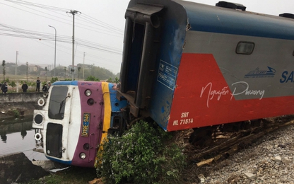 Thông tuyến đường sắt Bắc - Nam sau sự cố lật tàu ở Phủ Lý