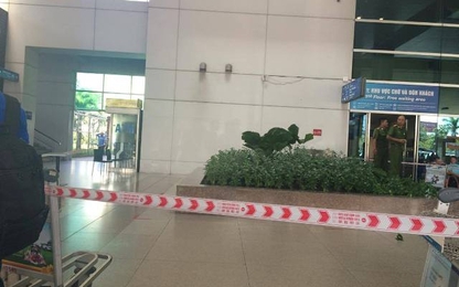 Một người rơi từ tầng 2 xuống đất tại sân bay Tân sơn Nhất