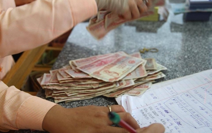 Nhiều tài xế chuẩn bị tiền lẻ “đợi” BOT Cai Lậy thu phí trở lại