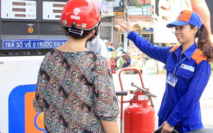 Giá dầu giảm giúp Petrolimex thu lãi khủng kỷ lục